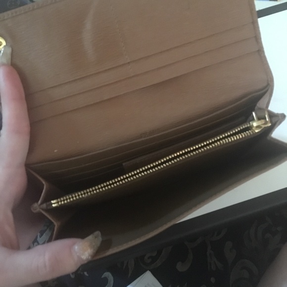 Wallet - Picture 3 of 5